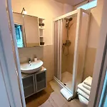 Acacia - Giglio Apartment Florence